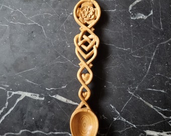 Handmade Welsh love spoon No 226
