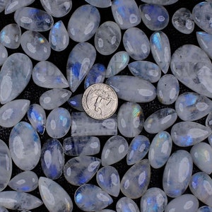 Top Quality Wholesale Lot Natural Rainbow Moonstone Cabochon Mix Shape Gemstone Blue Fire Moonstone Gemstone Rare Cabochon Necklace Earrings