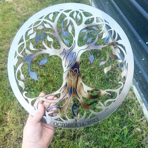 Arbre de vie personnalisé - Décoration d'arbre initiale sculptée - Cadeau de 11e anniversaire - Anniversaire en acier - Cadeau de mariage personnalisé - Déco murale familiale