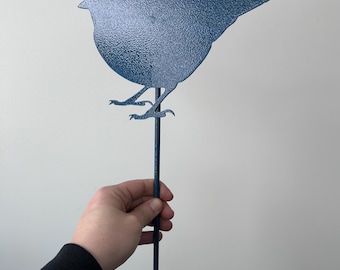 Pieu de jardin en métal Robin - pieu de jardin Robin - art de jardin Robin - enjeux commémoratifs Robin - cadeau Robin - cadeau commémoratif - en vente, prêt à expédier