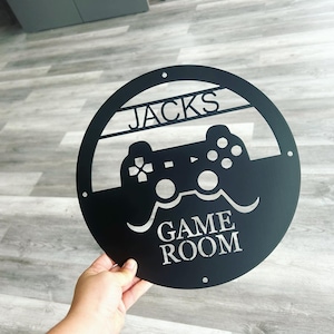 Personalized Metal Gaming Sign - Custom Video Game Metal Art Decor - Game Room Sign - Gamer Name Sign - Gamer Gift - Game Controller Sign