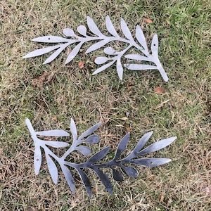 Decorative Metal Vines - Metal Laurel Wreath Vines - Floral Wall Decor - Metal Home Decor - Metal Vines Wall Art - Gallery Wall Decor