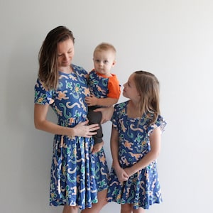 Adult reptile dress with pockets