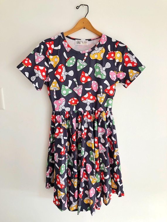 Adult Retro Mushroom Dress with Pockets - Groovy Dress - Mushrooms- Teacher Dress - Woman Dress - Librarian - Nature Print - Colorful Adult Retro Mushroom Dress with Pockets - Groovy Dress - Mushrooms- Teacher Dress - Woman Dress - Librarian - Nature Print - Colorful