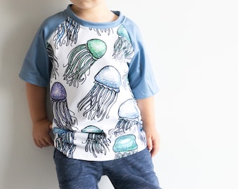 Unisex Jellyfish Raglan T-Shirt