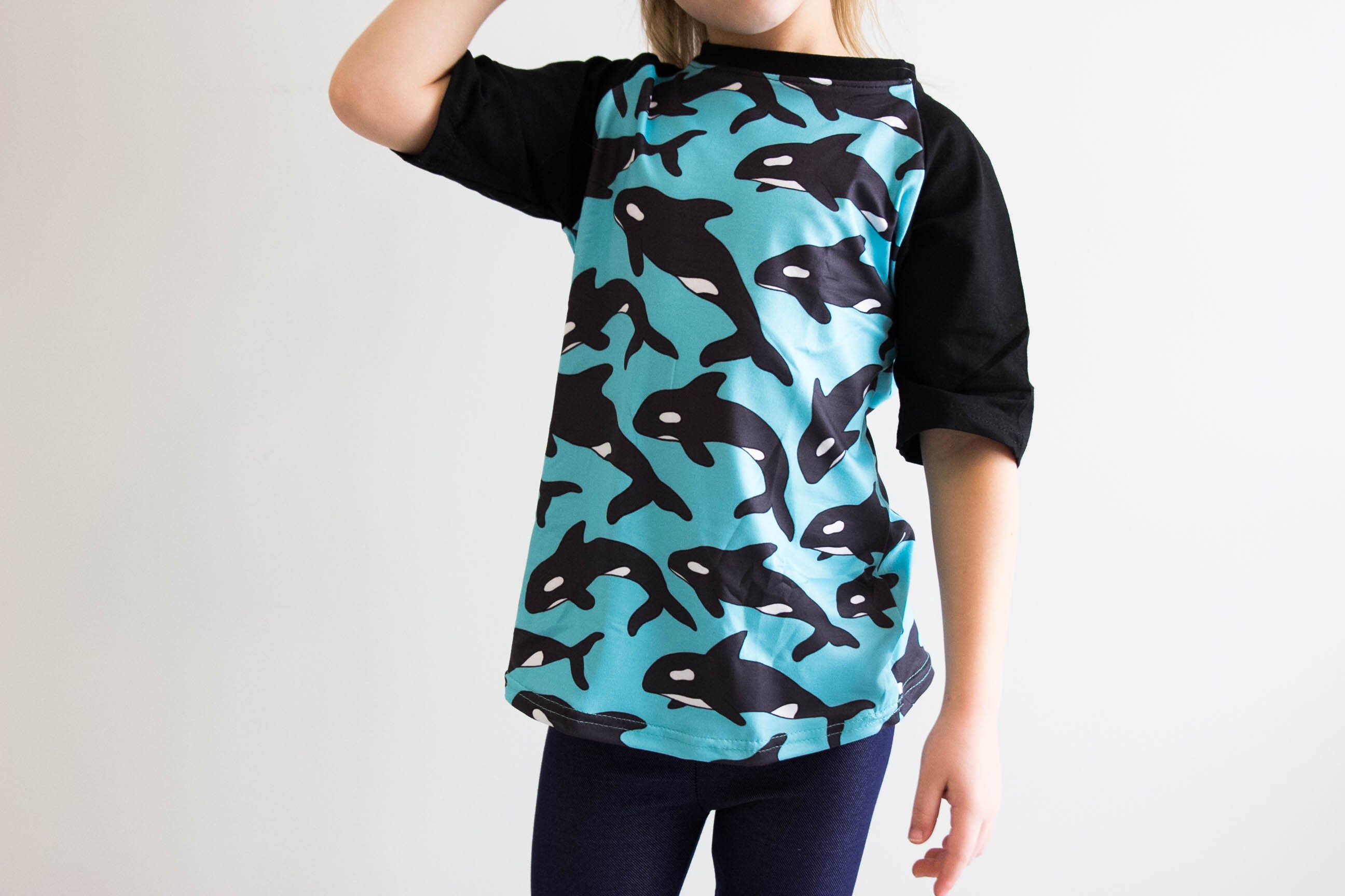 Unisex Orca Whale Raglan T-shirt