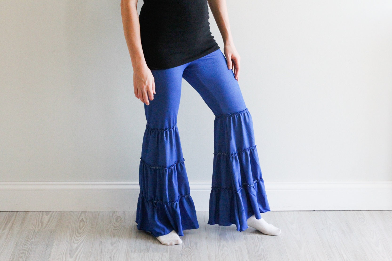 Discover more than 145 bell foot pants latest - in.eteachers