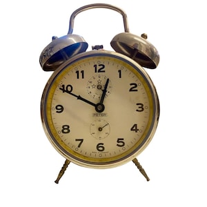 1960s Vintage German Peter Wind-up Alarm Clock, Retro Desk Clock, Old German Mantel Clock