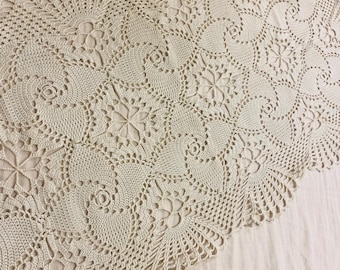 Vintage Shabby Chic Style Rectangular Table Runner / 80s Vintage Doily made of Cotton Yarn / Vintage Retro Home Decor / Rustic Decor