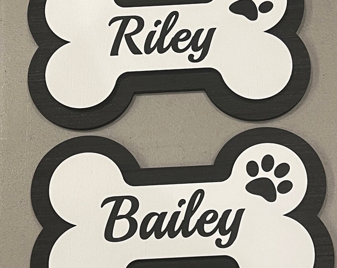 Personalized Dog Bone Wall Decor with Custom Family Pet Name Plaque