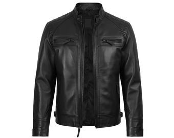 トム・ハーディが着用したレザージャケット ヴェノム レット・ゼア