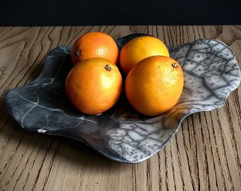 Naked raku centerpiece fruit tray black and white | decorative and elegant | minimal style