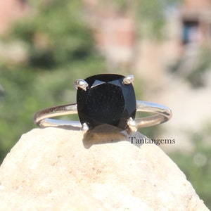 Black onyx Ring - 925 Silver Ring- Ring -Stacking Ring -Handmed Ring Onyx Ring Jewelery stone Ring - Strling Silver Ring- Gemstone Ring