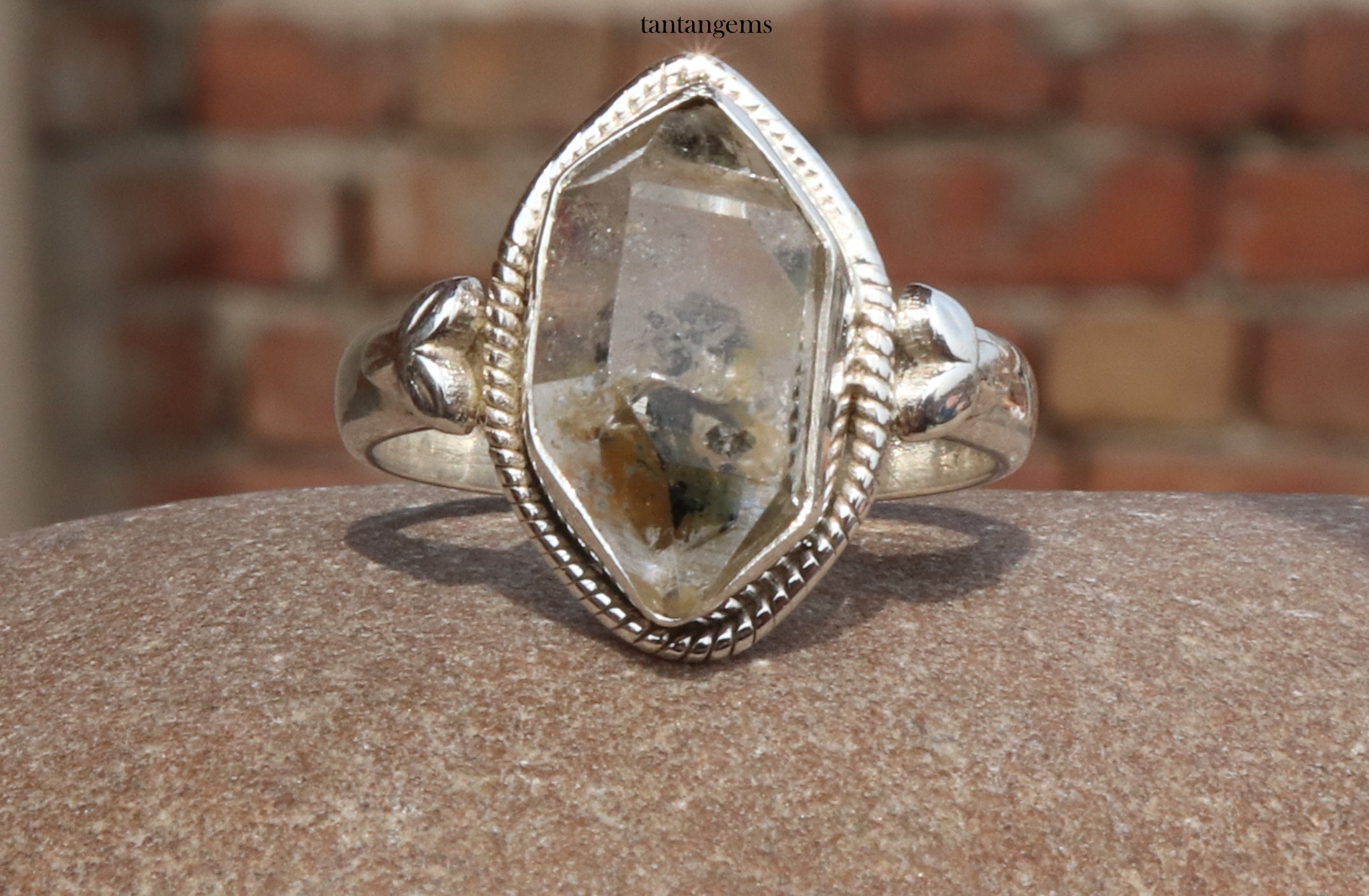 40代におすすめの上品パンツスタイル, image size:2150x1407