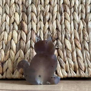 Agate Cat Carving
