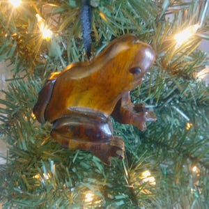 Frog  Ornament Magnet Wooden Wood Carving Intarsia Christmas Tree Decor Wildlife Scroll Saw