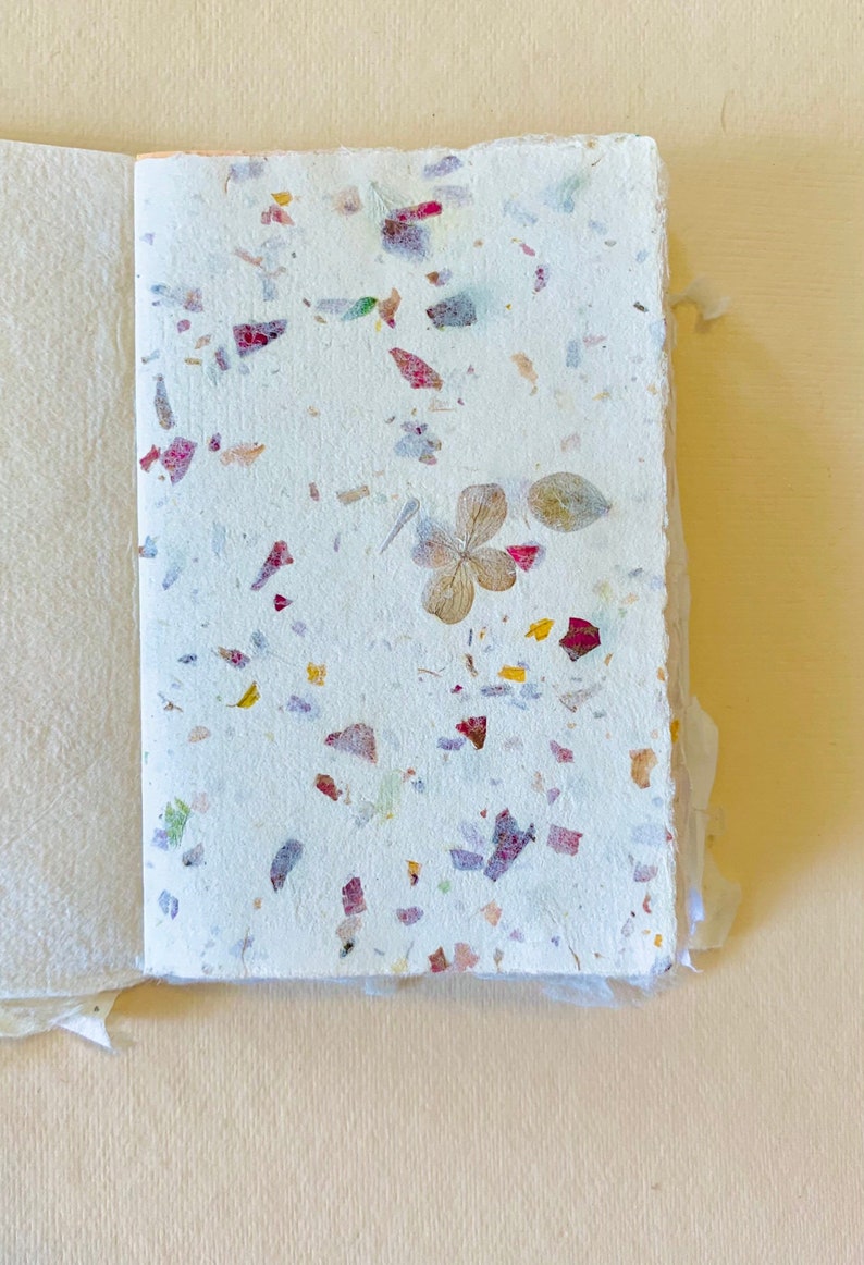 BeeLeaf Handmade Paper Journal, New Moon Intention Setting, Gratitude Journaling. Pocket Sized Snapdragon Notebook Bild 4