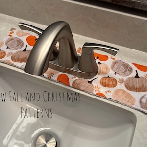 Oval Sink Drip Catcher: Halloween/Fall Cotton Faucet Mat