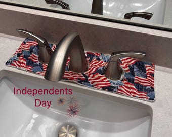 Cotton Bathroom Faucet Drip Catcher Mat - Holiday 3-Hole Sink Splash Guard