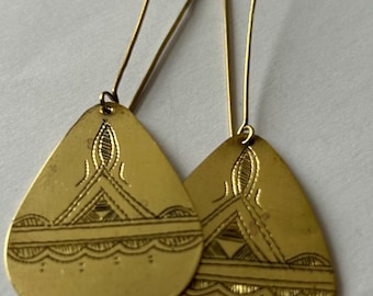Brass earrings/Dangle earrings/Trendy geometric earrings