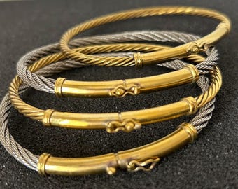 Twisted bracelets in gold and silver metal/Chic bracelets for slender wrists/Cocktail jewelry/Vintage bracelet/Gift for her