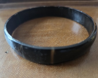 Bracelet en corne de Zébu, Bracelet Jonc en Corne de Buffle Noir | Bracelet Femme Artisanal | Bijou Ethnique Chic | Artisanat Durable