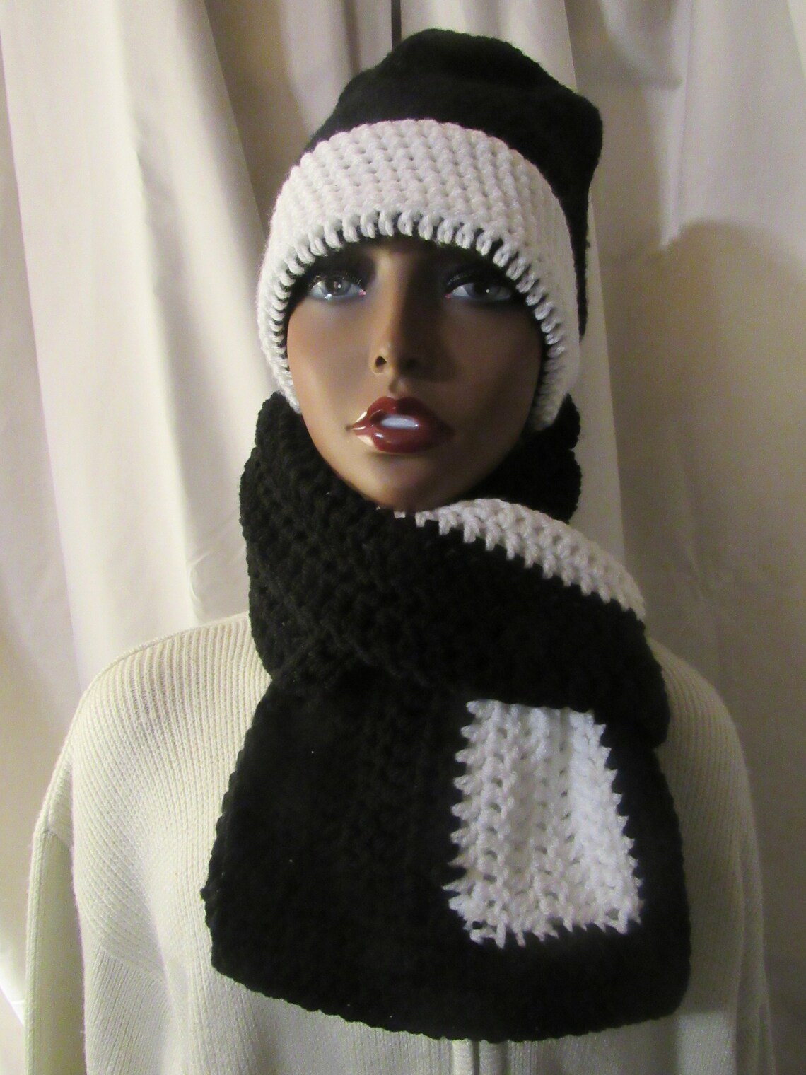 Women's hat and scarf set. Black and white Hat/beanie with Etsy
