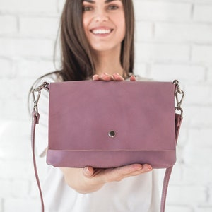 Leder Crossbody Tasche für Frauen • Minimalistische Leder Geldbörse • Kleine Leder Schultertasche • Mädchen Everyday Crossbody Geldbörse