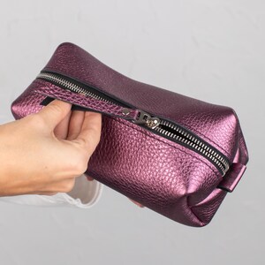 Leather Dopp Kit: Sleek Travel Toiletry Bag - Four Colors