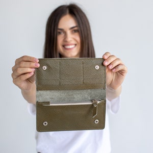 Kieselleder Portemonnaie | Schmales Leder Damen Portemonnaie | Portemonnaie mit Reißverschluss | Handgemachte Geldbörse | Personalisiertes Portemonnaie | Jubiläumsgeschenk