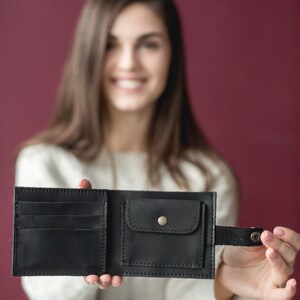 Cartera de hombre de cuero Cartera de hombre Cartera hombres Cartera de cuero para hombres Cartera minimalista Cartera de cuero hombres Cartera de cuero delgada Cartera de cuero imagen 7