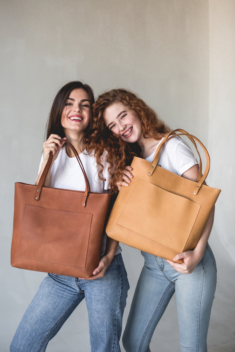 Genuine leather tote bag with outside pocket