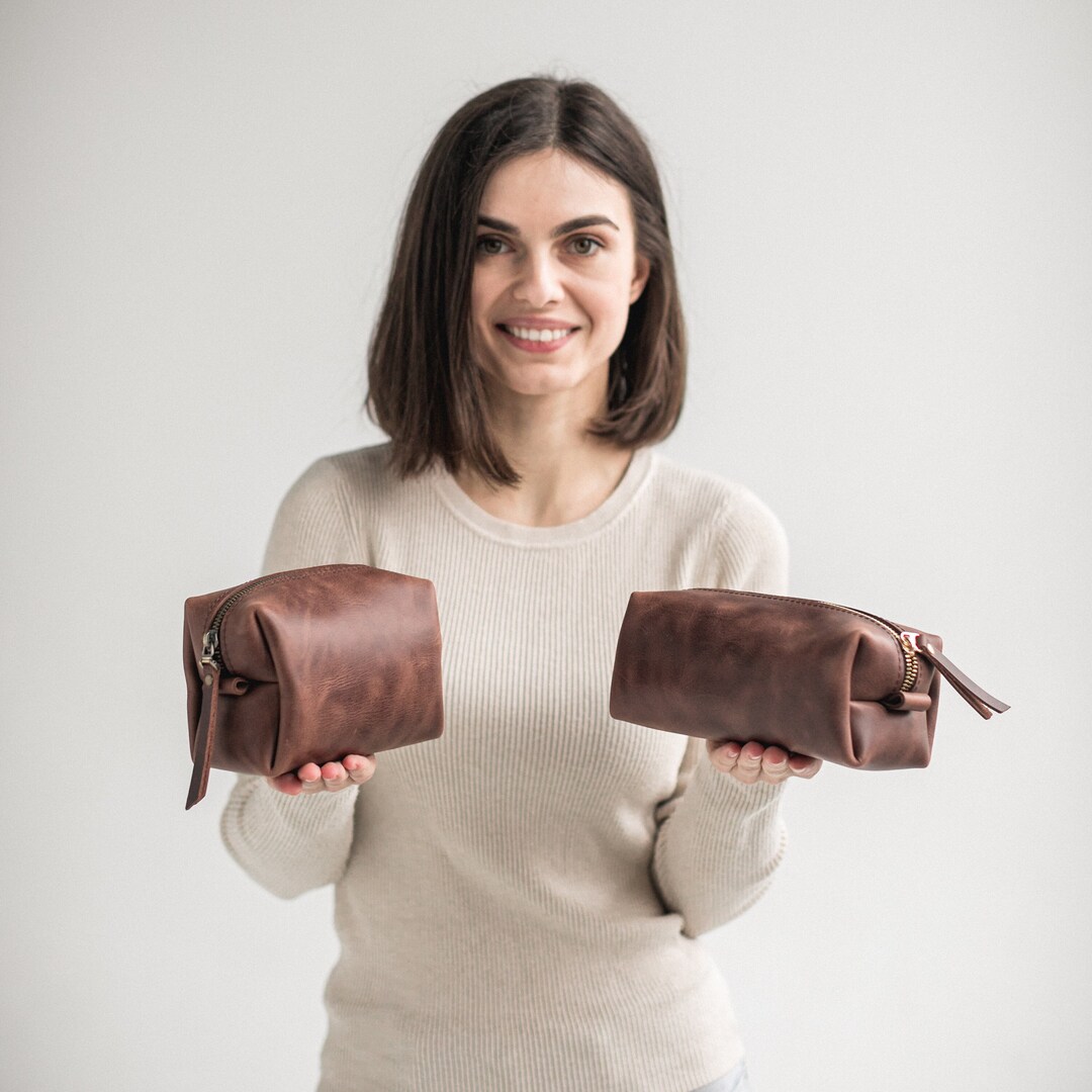 Handmade Leather Dopp Kit: Groomsmen Gift Travel Toiletry Bag - Etsy