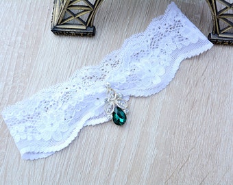 Wedding Garter White Lace Green Rhinestone Bridal Garter Set, Wedding Garter Set, Wedding Garter Belt, Emerald Garter Crystal Bridal Garter