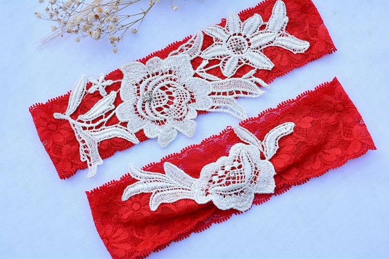 Garter Set Bridal Red Lace Garter Belt Set for Wedding Ivory Etsy