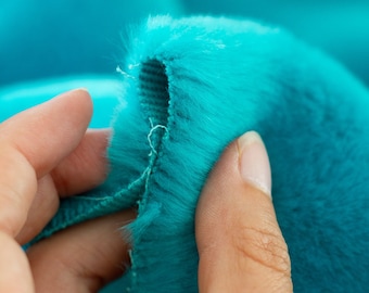 Plush fur / luxury faux fur - "turquoise" | Roll