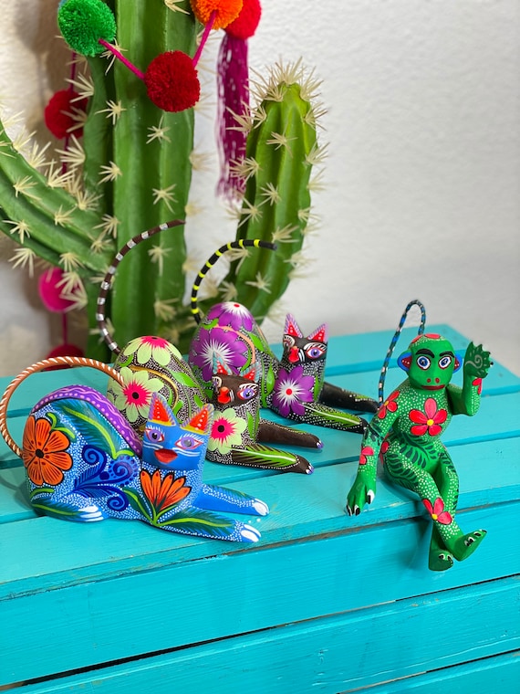 Handmade Copal Wood Alebrije: Oaxacan Cat & Monkey Figurines - Etsy