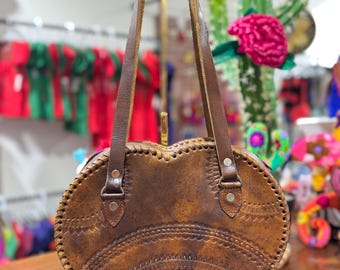 Heart Shaped Embroidered Leather Purse - Bolsa - Hand Tooled