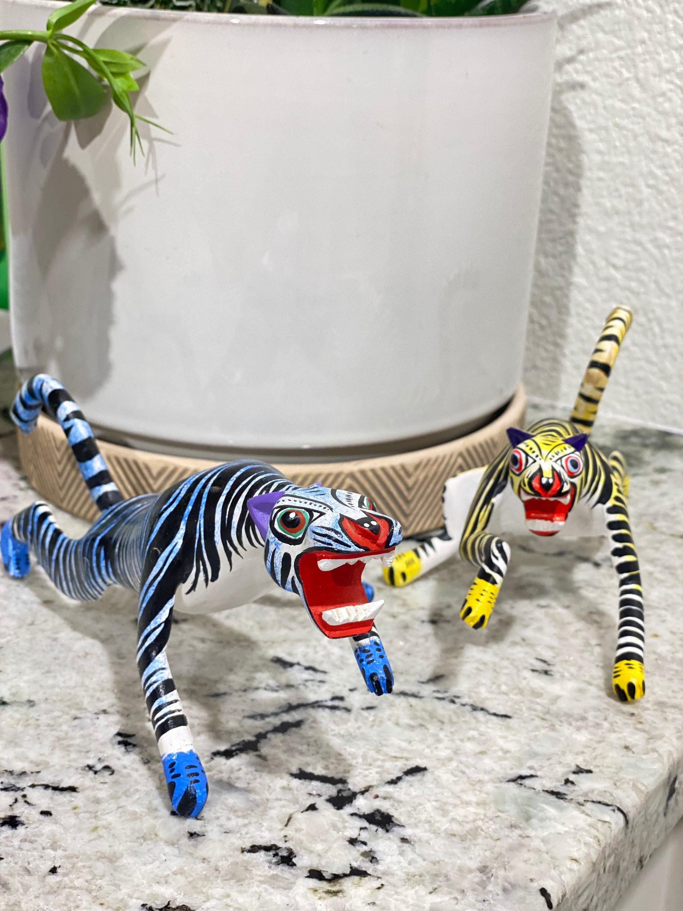 Handcrafted Copal Wood Tiger Alebrije – Oaxaca Folk Art Figurine