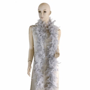 Grigio chiaro 40 Gram Chandelle Piuma Boa, 2 Yard lungo-grande per festa, matrimonio, Halloween Costume Decorazione