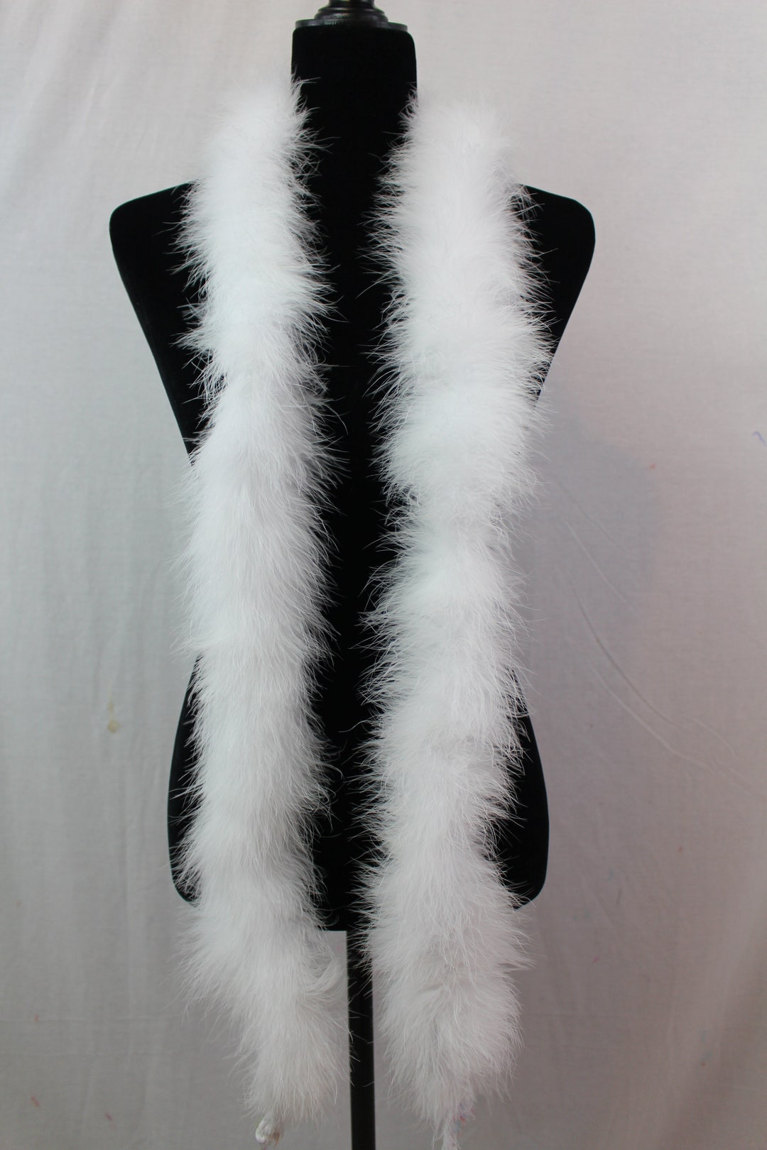 White 50 Gram Marabou Feather Boa, 2 Yardlong Dancing Wedding Crafting