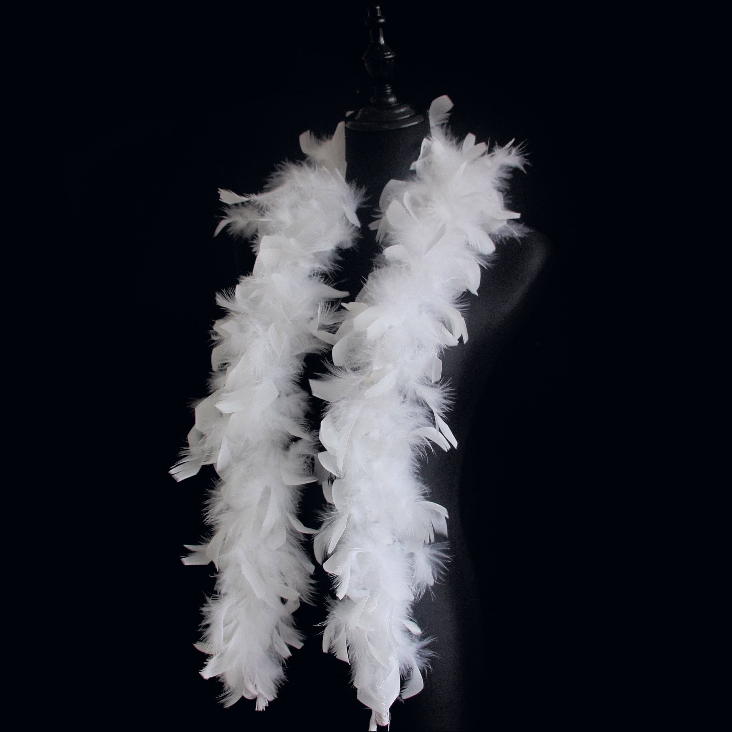 White Chandelle Feather Boa: 4-Foot Costume Party Decoration