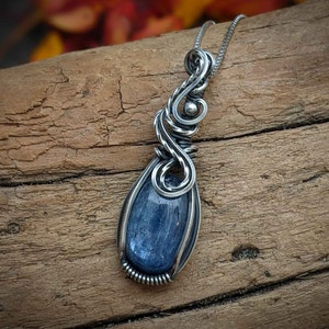 Blue Kyanite wire wrapped Gemstone Pendant Necklace in 925 Sterling Silver Swirls, glamorous dramatic gift for wife her Unique elven jewelry