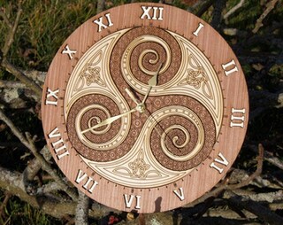 Sottobicchieri Fiore Della Vita In Legno Di Cembro, Diametro 9 Cm, Confezione Da 3, Fatti A Mano In Austria