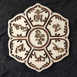 Om Mani Padme Hum, Wanddekoration aus Holz