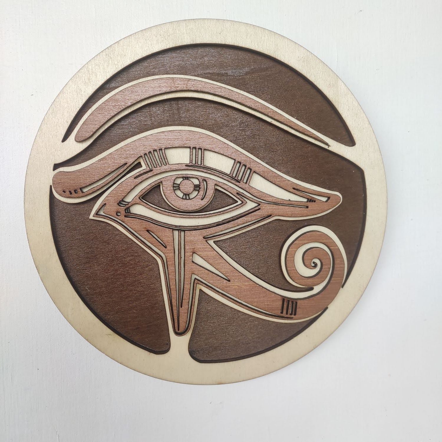 Oeil d'horus en Bois Un Symbole de Protection