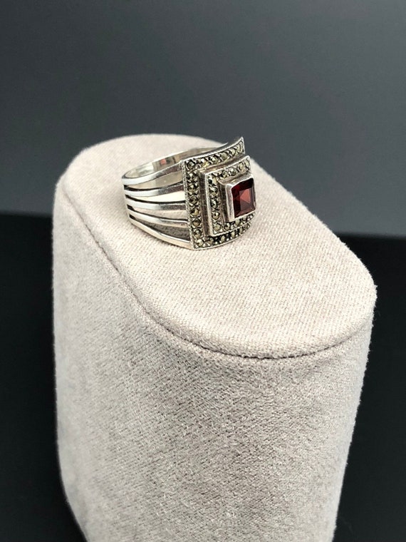 Vintage Arabic-style Silver Ring with Red Carneli… - image 1