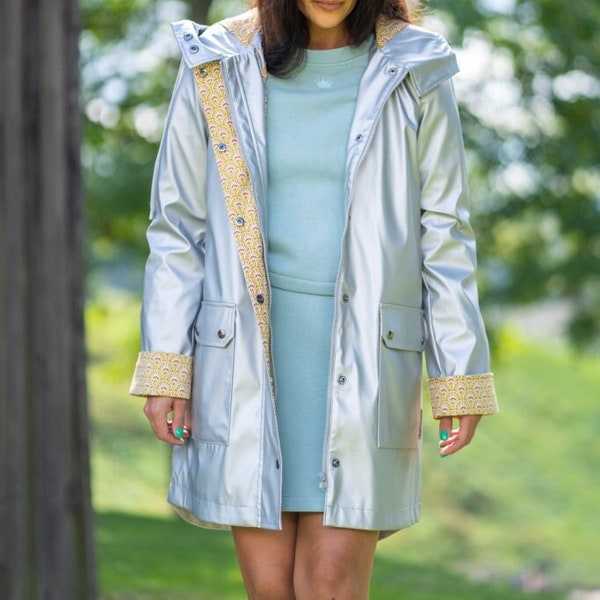 Vêtements de pluie en plastique pour le printemps, Veste en vinyle PVC pour femme, Cadeau fait main pour elle, Doublure naturelle de l'imperméable en plastique