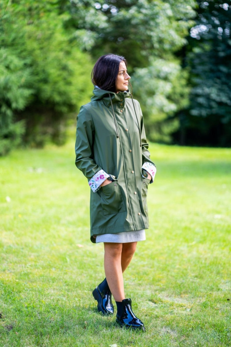 Olive green raincoat Waterproof Windproof Hooded Women's Coat with long sleeve and large pockets image 5