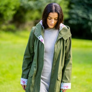 Olive green raincoat Waterproof Windproof Hooded Women's Coat with long sleeve and large pockets image 1